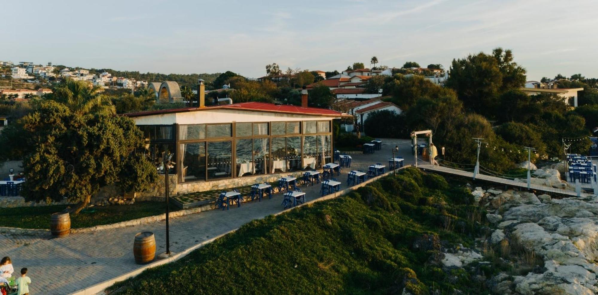 Maya Bistro Hotel & Beach Siğacık Exterior foto
