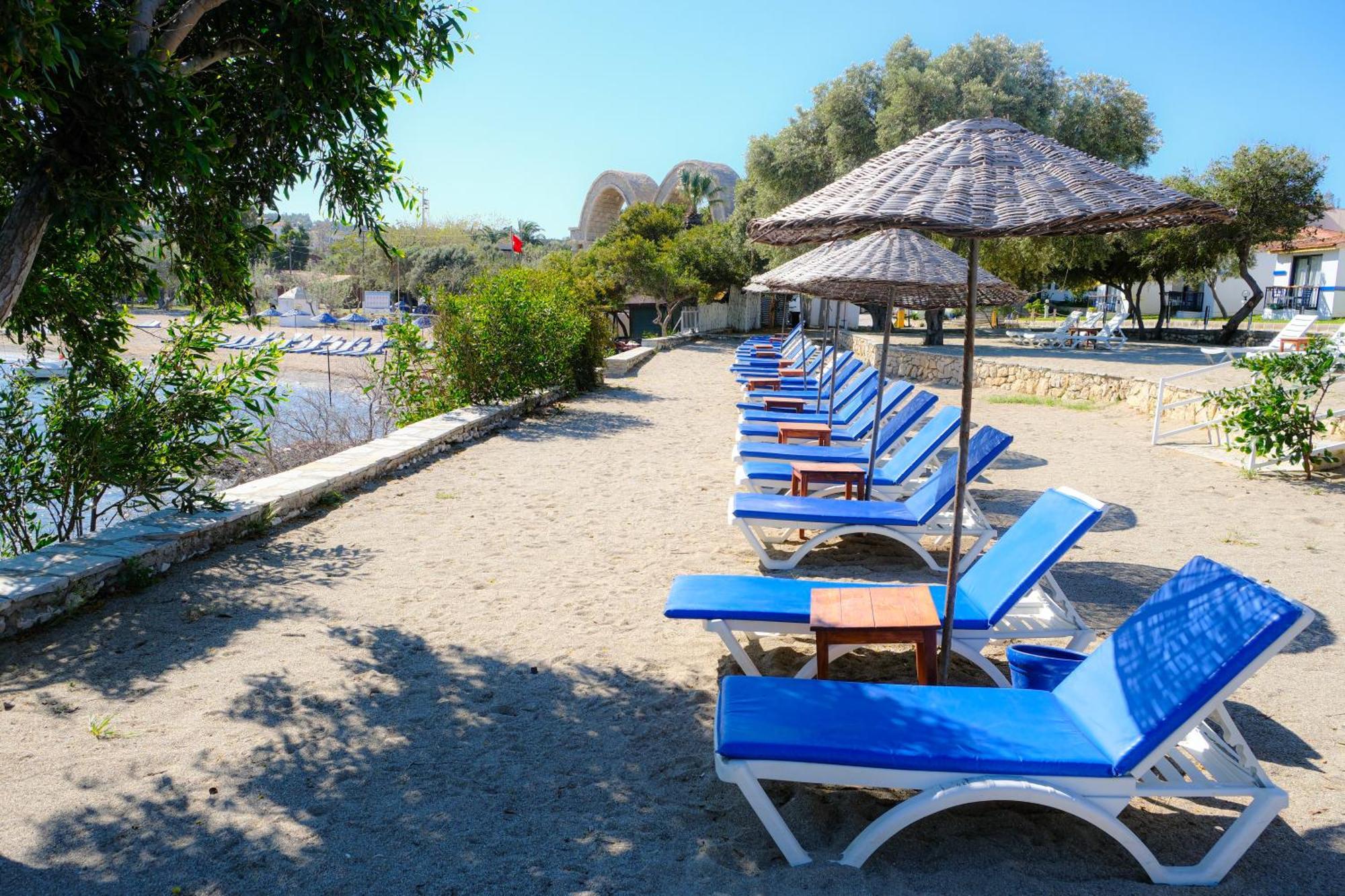 Maya Bistro Hotel & Beach Siğacık Exterior foto