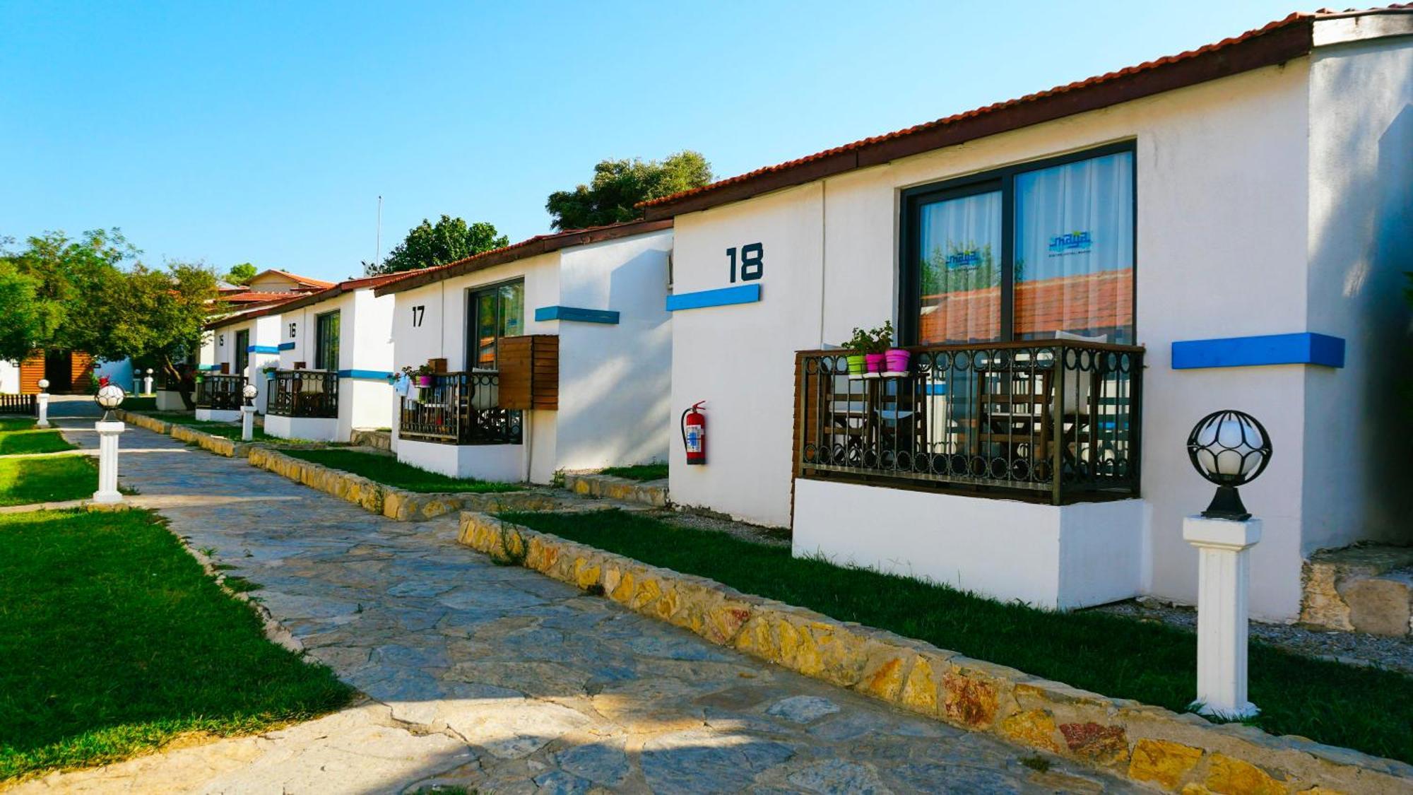 Maya Bistro Hotel & Beach Siğacık Exterior foto